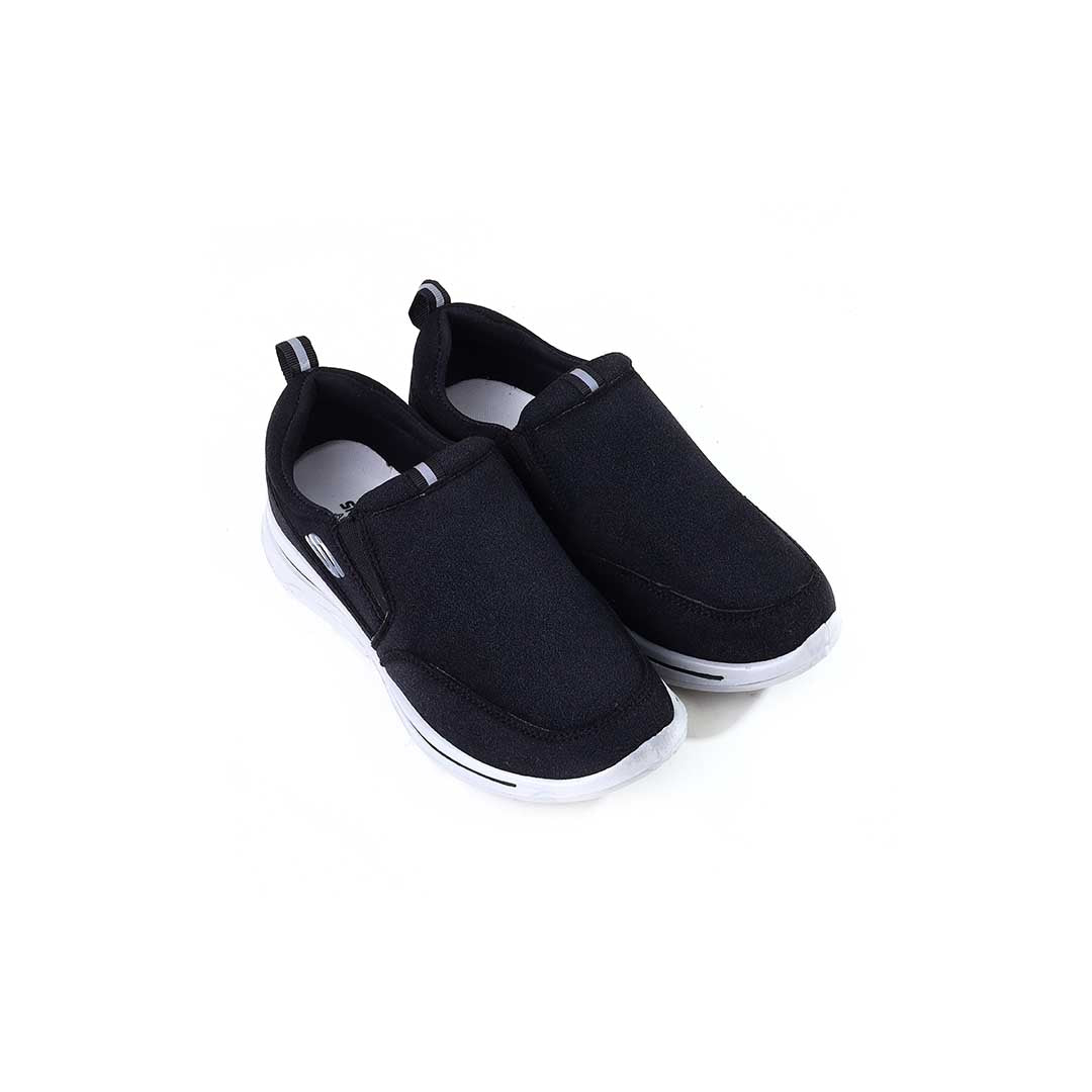 CN-21 Kids Black Shoes